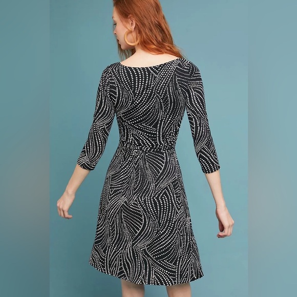 Maeve by Anthropologie Ruched V-Neck Dress in Black Motif - Size XSP - Picture 3 of 3